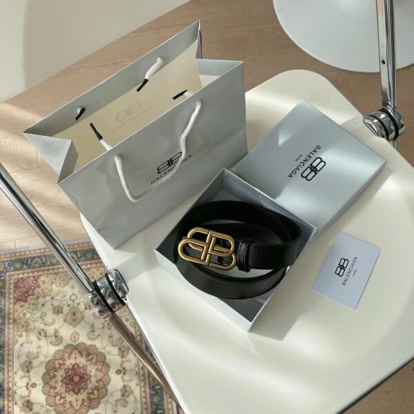 balenciaga 19.99$ Code 454-6702-R - Image 3