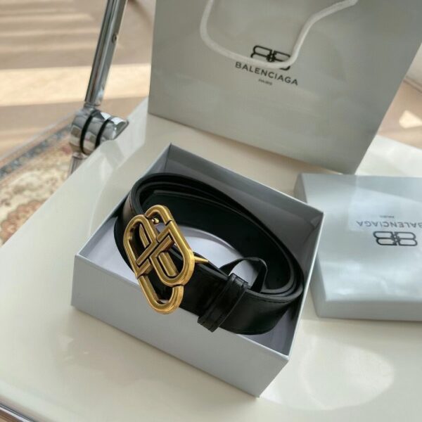 balenciaga 19.99$ Code 454-6702-R - Image 4