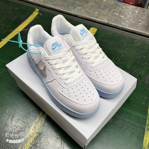 26.22$ NIKE 7889-T - Image 12