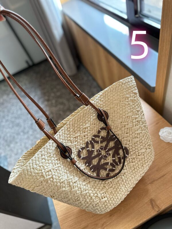 Loewe 47.71$ code 306-7106-R - Image 5