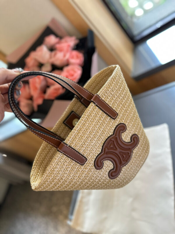 Celine 52.61$ code 306-7071-R - Image 2