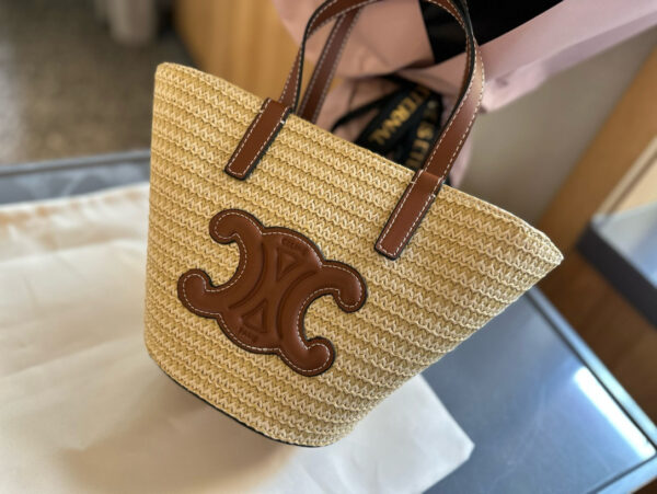 Celine 52.61$ code 306-7071-R