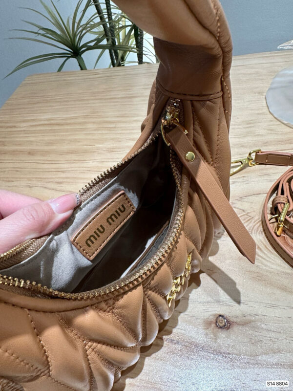 MIU 47.71$ CODE 306-7078-R - Image 11