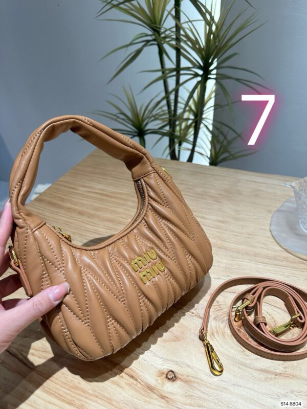 MIU 47.71$ CODE 306-7078-R - Image 3