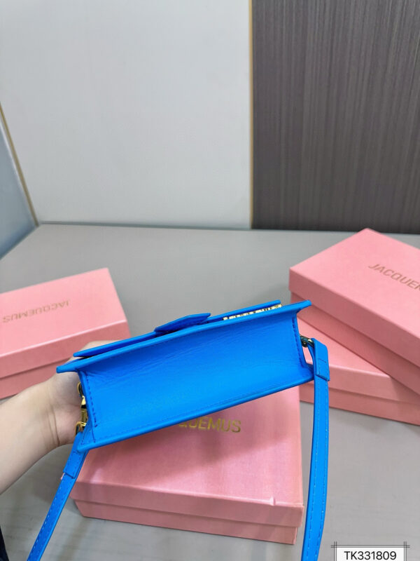 JACQUEMUS 46.89$ code 306-7061-R - Image 2