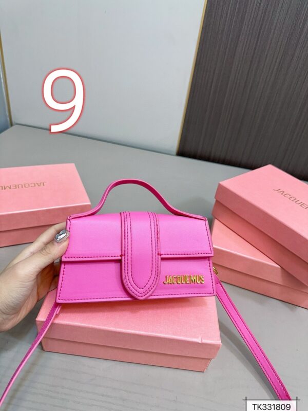 JACQUEMUS 46.89$ code 306-7061-R