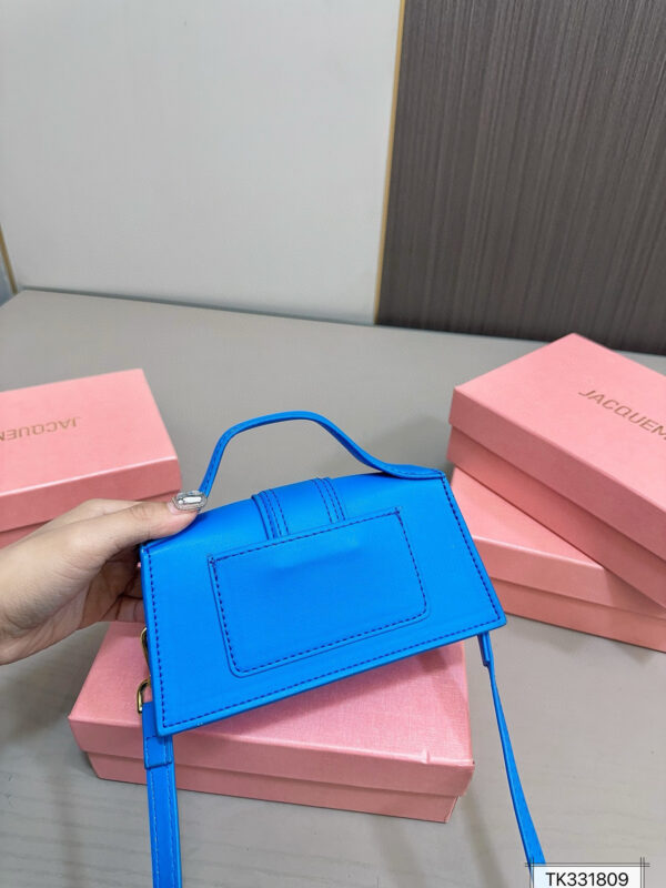 JACQUEMUS 46.89$ code 306-7061-R - Image 4