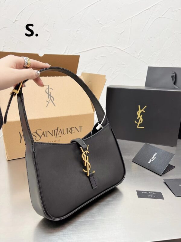 59.83$ YSL code 472-6369-R - Image 9