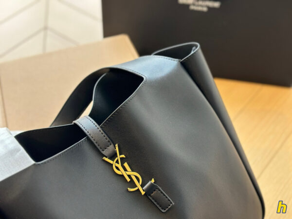 YSL 55.87$ code 306-6960-R - Image 3