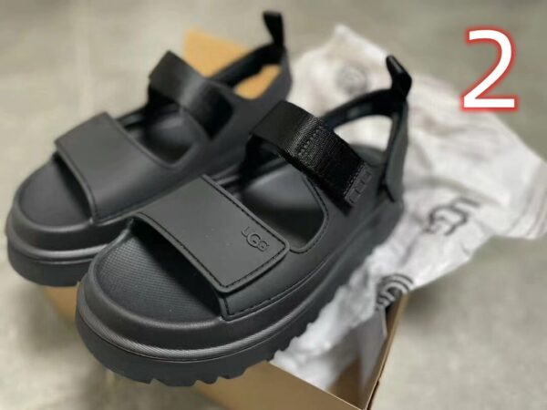 65.66$ UGG CODE 525-6965-R