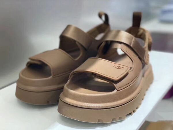 65.66$ UGG CODE 525-6965-R - Image 7