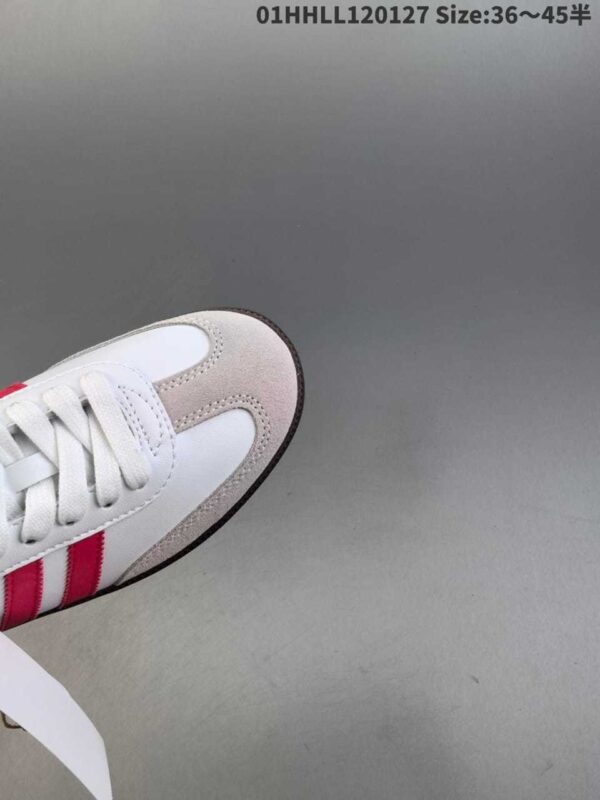 adidas 56.99$ CODE 351-7052-R - Image 2