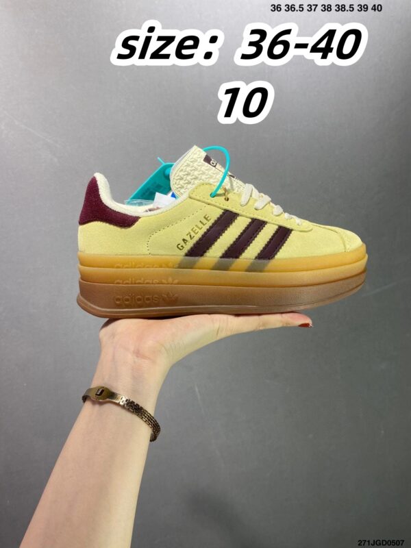 adidas 53.66$ code 351-7020-R - Image 3