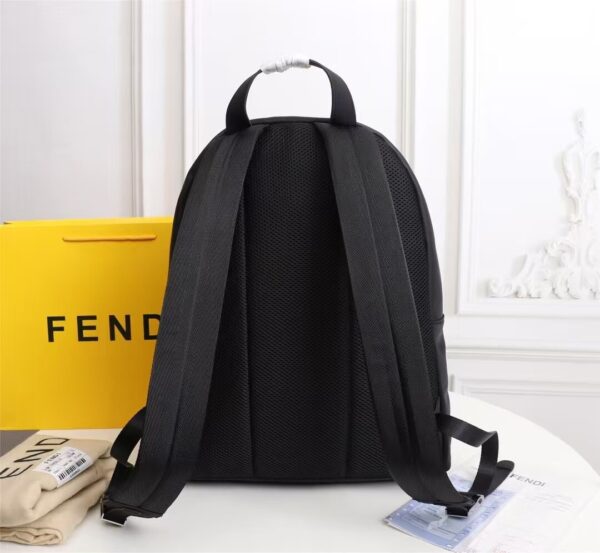 Z7084 FENDI 88$ - Image 7