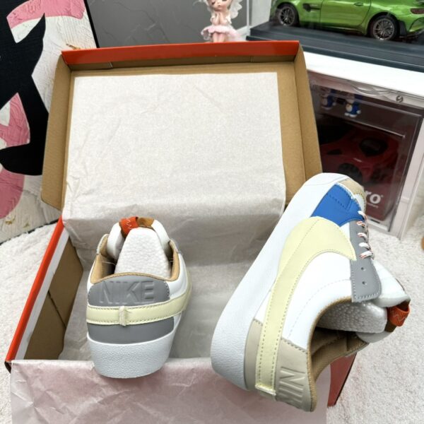 1475-233￥ - Image 12