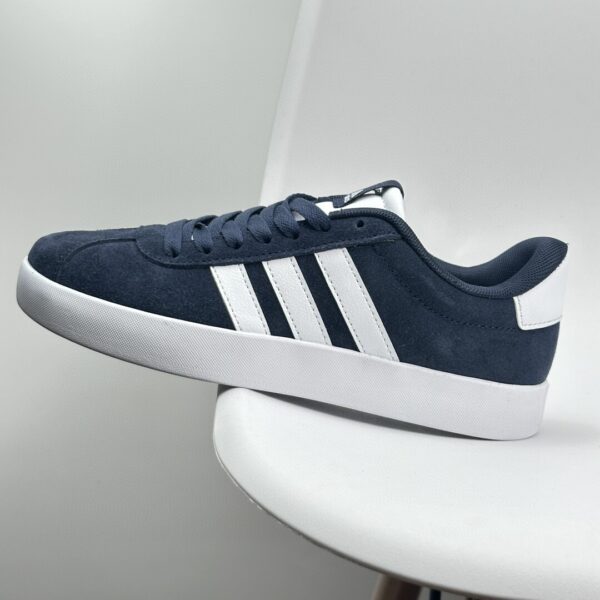 adidas 53.6$ code 351-7226-R - Image 3