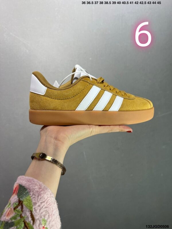adidas 53.6$ code 351-7226-R - Image 6