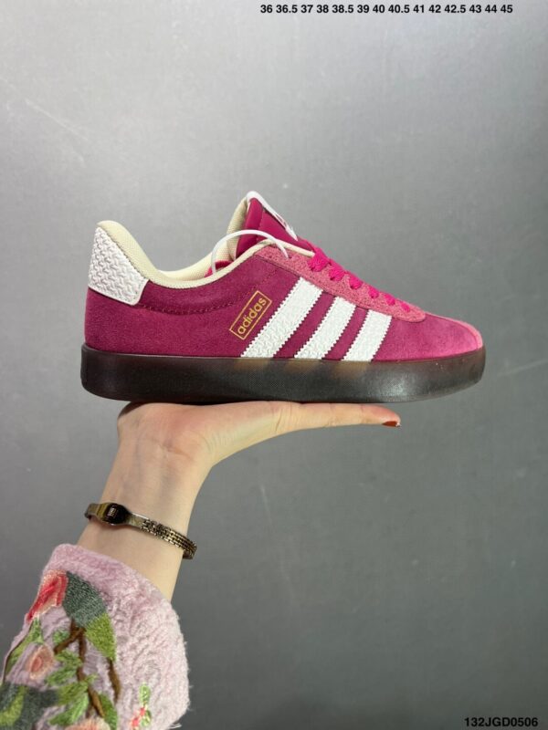 adidas 53.6$ code 351-7226-R - Image 9
