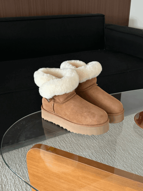 Z7081 69.99$ UGG - Image 3