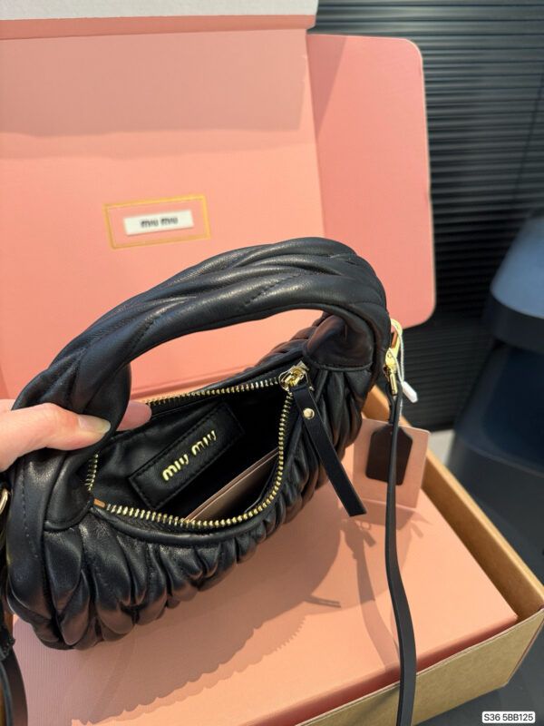 MIUMIU 77.56$ code 294-7458-R - Image 2