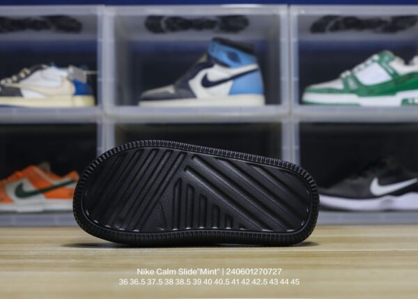 NIKE 26.99$ code 351-7172-R - Image 7