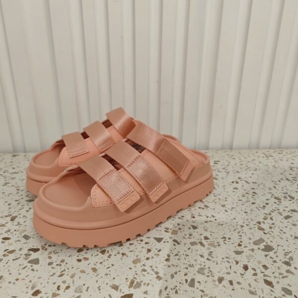 UGG 79.99$ code 560-7438-R - Image 3