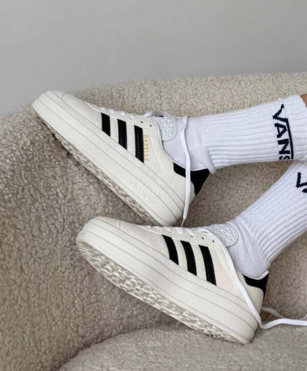 adidas 49.99$ code 351-7422-R - Image 3