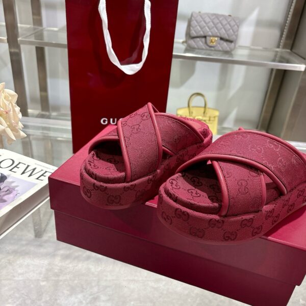 GUCCI 68.88$ code 560-7419-R - Image 9