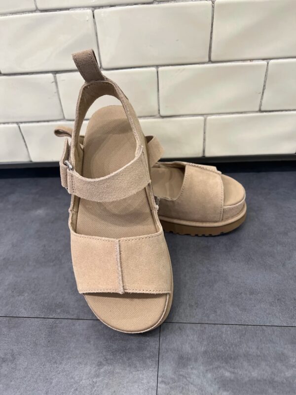 UGG 69.99$ code 560-7418-R - Image 6