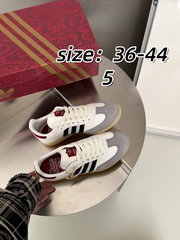 adidas 51.66$ code 351-7415-R - Image 3