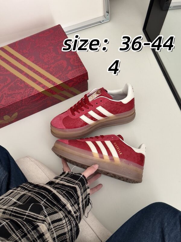 adidas 51.66$ code 351-7415-R - Image 4