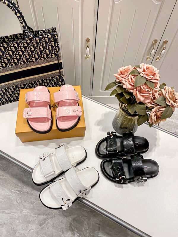 LV 53.66$ code 449-7388-R