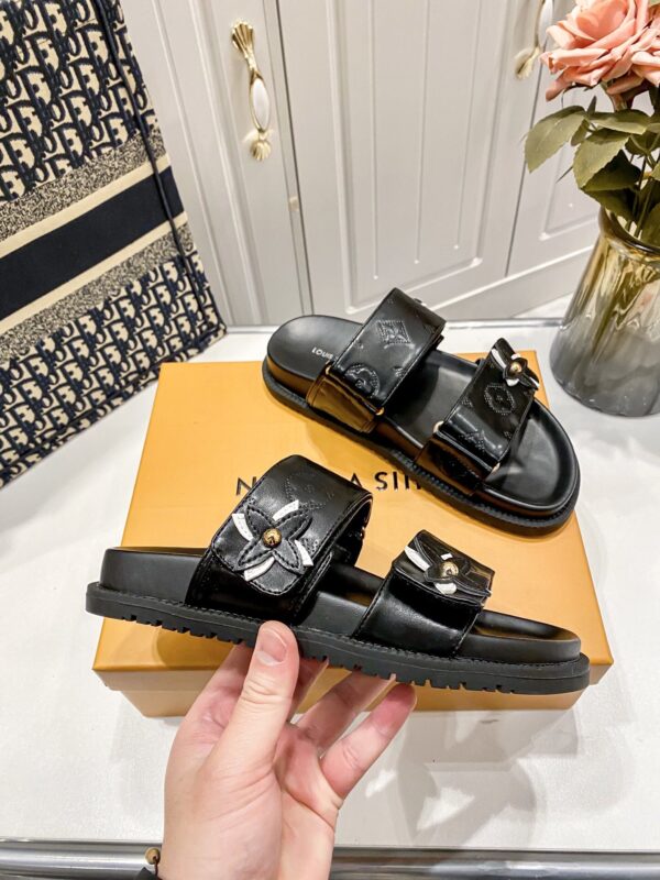LV 53.66$ code 449-7388-R - Image 12