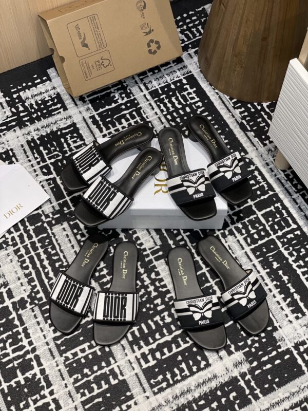 dior 43.99$ code 446-7384-R - Image 2