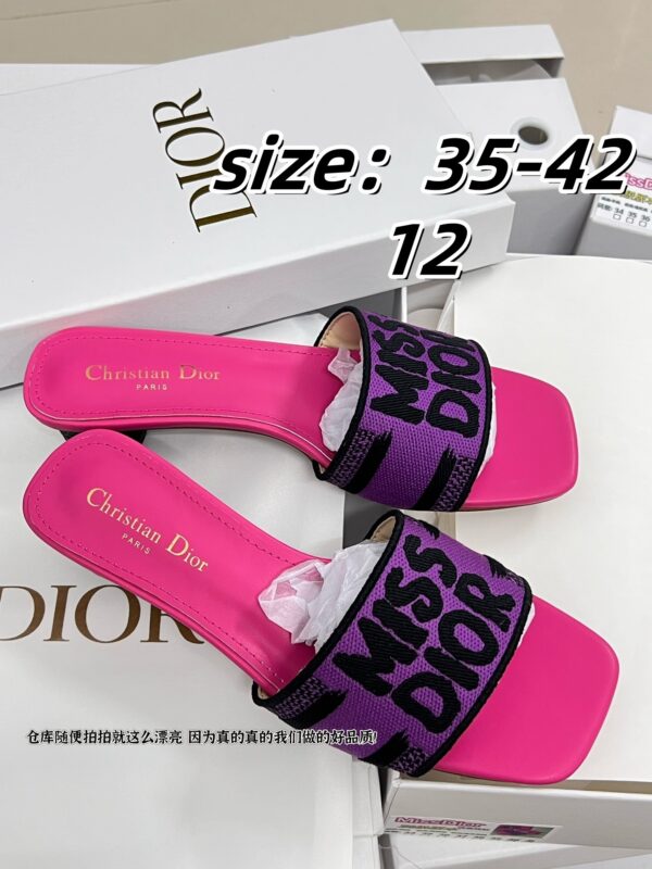 DIOR 43.99$ code 449-7383-R