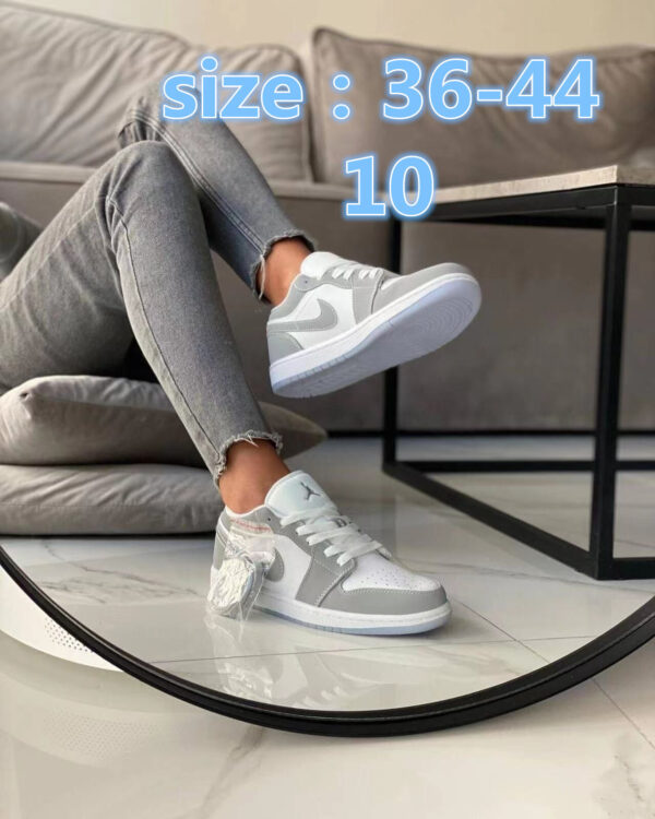 NIKE 39.99$ 编号351-5662-R