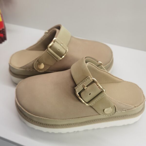 UGG 90.84$ code 525-7373-R - Image 3