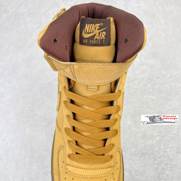 C1628-56.88$ NIKE - Image 7
