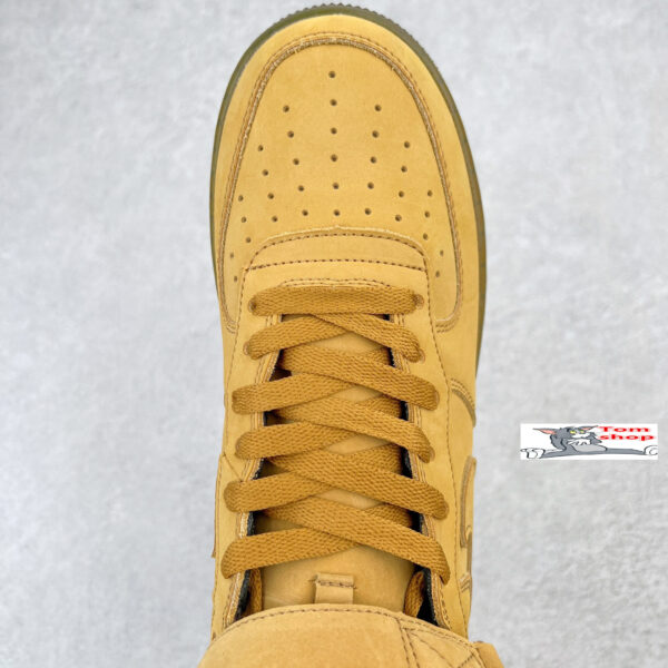 C1628-56.88$ NIKE - Image 9