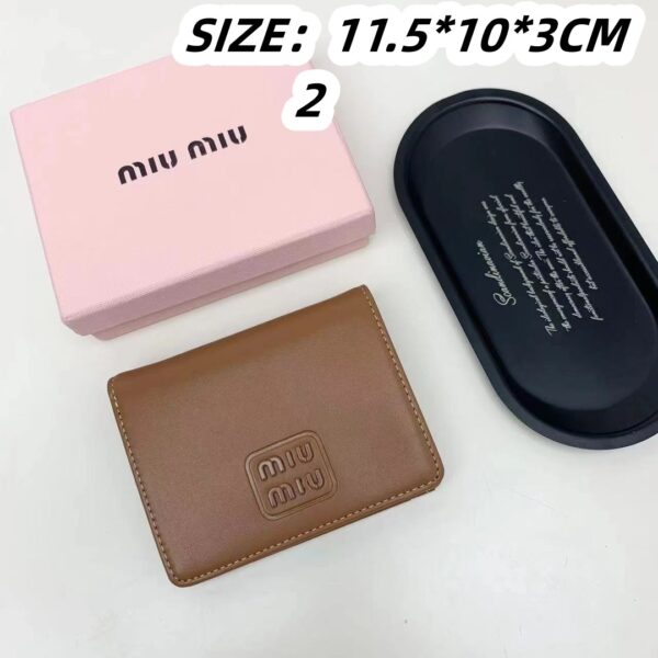 miumiu39.99$ code 493-7372-R
