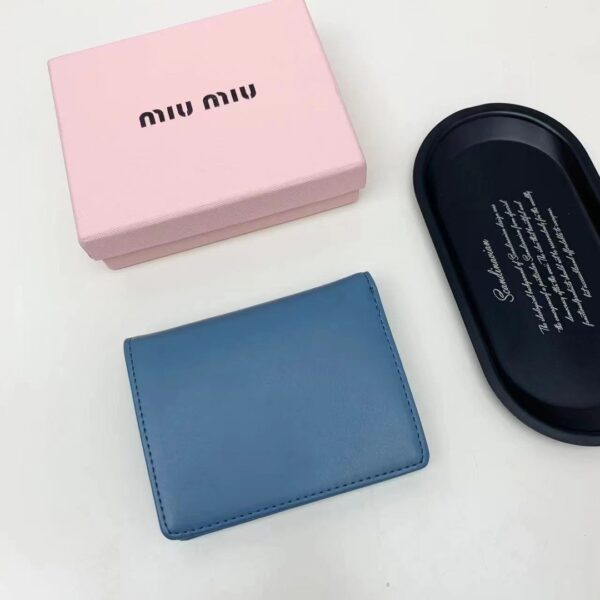 miumiu39.99$ code 493-7372-R - Image 9