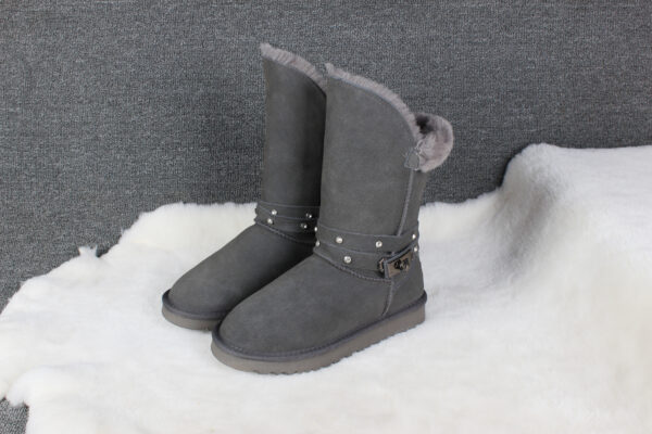 E1245-42.88$UGG - Image 9