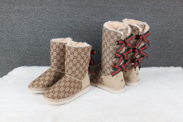 E1252-41.21$UGG - Image 7