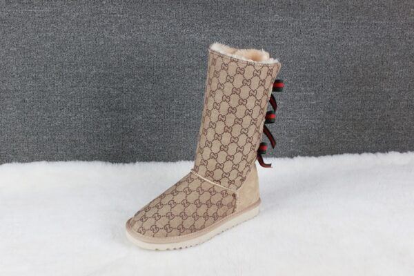 E1252-41.21$UGG - Image 10