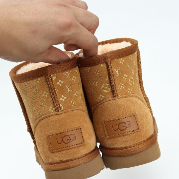 UGG 32.33$ code 279-6096-R - Image 4