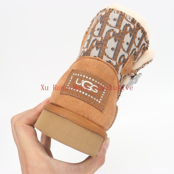 UGG 38.15$ 编号279-5076-R - Image 11