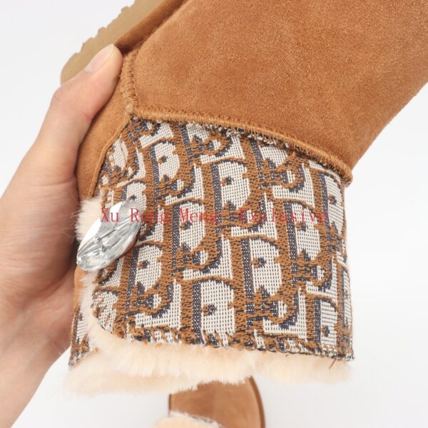 UGG 38.15$ 编号279-5076-R - Image 9