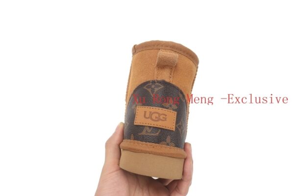 UGG 35.55$ 编号279-5082-R - Image 6