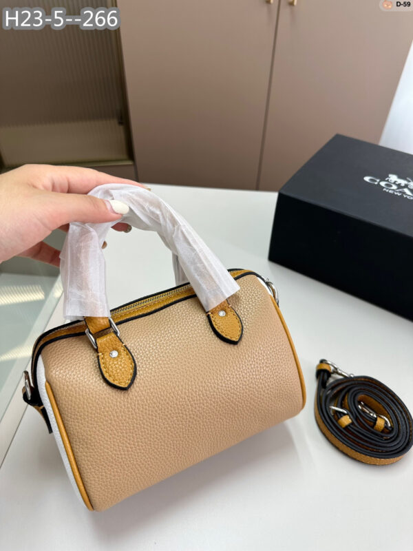 COACH 56.88$ code306- 6624-R