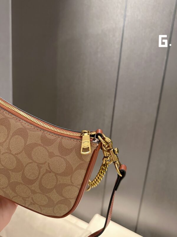 COACH 53.66$ code 306-6620-R - Image 3
